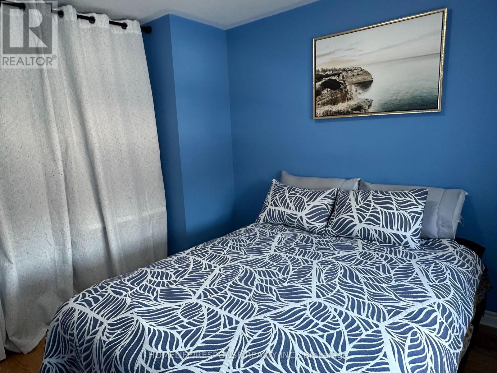 89 Ravenscliffe Court, Brampton, Ontario  L6X 4N9 - Photo 12 - W12863572