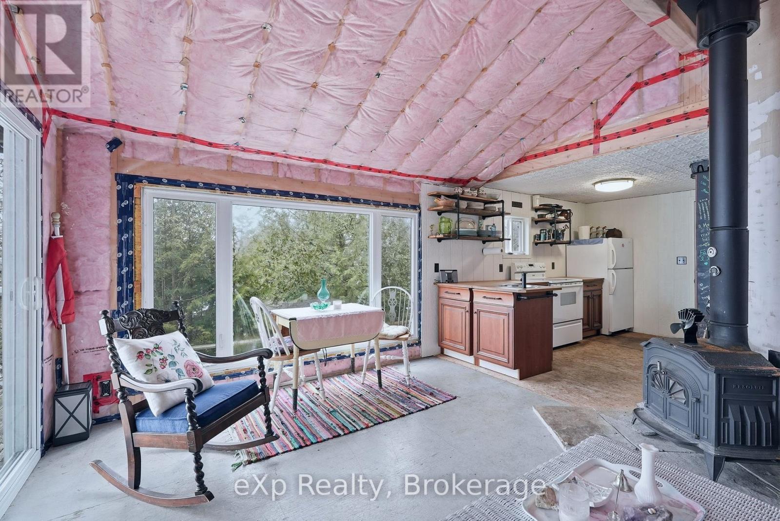 99 Teddy Bear Lane, South Bruce Peninsula, Ontario N0H 2T0 - Photo 11 - X12945900