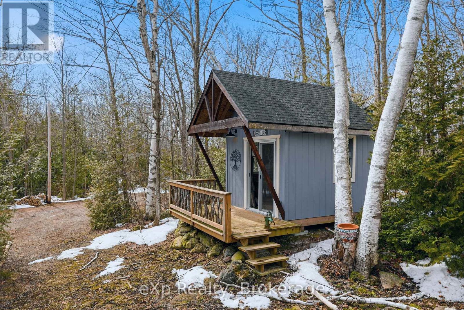 99 Teddy Bear Lane, South Bruce Peninsula, Ontario N0H 2T0 - Photo 16 - X12945900