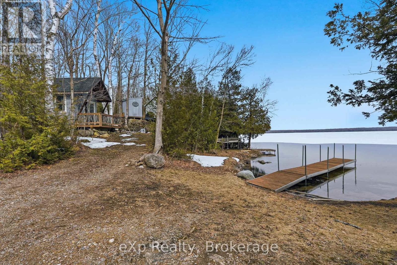 99 Teddy Bear Lane, South Bruce Peninsula, Ontario N0H 2T0 - Photo 17 - X12945900
