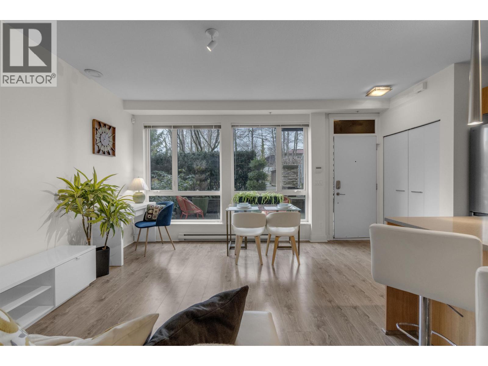 103 735 W 15th Street, North Vancouver, British Columbia  V7M 0B8 - Photo 11 - R3105841