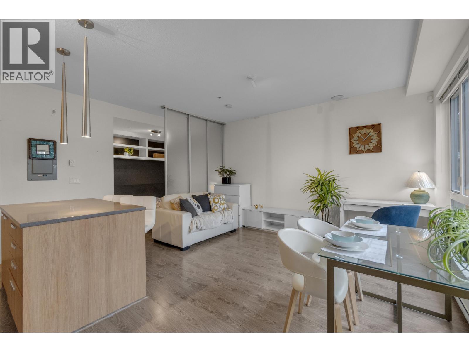 103 735 W 15th Street, North Vancouver, British Columbia  V7M 0B8 - Photo 14 - R3105841