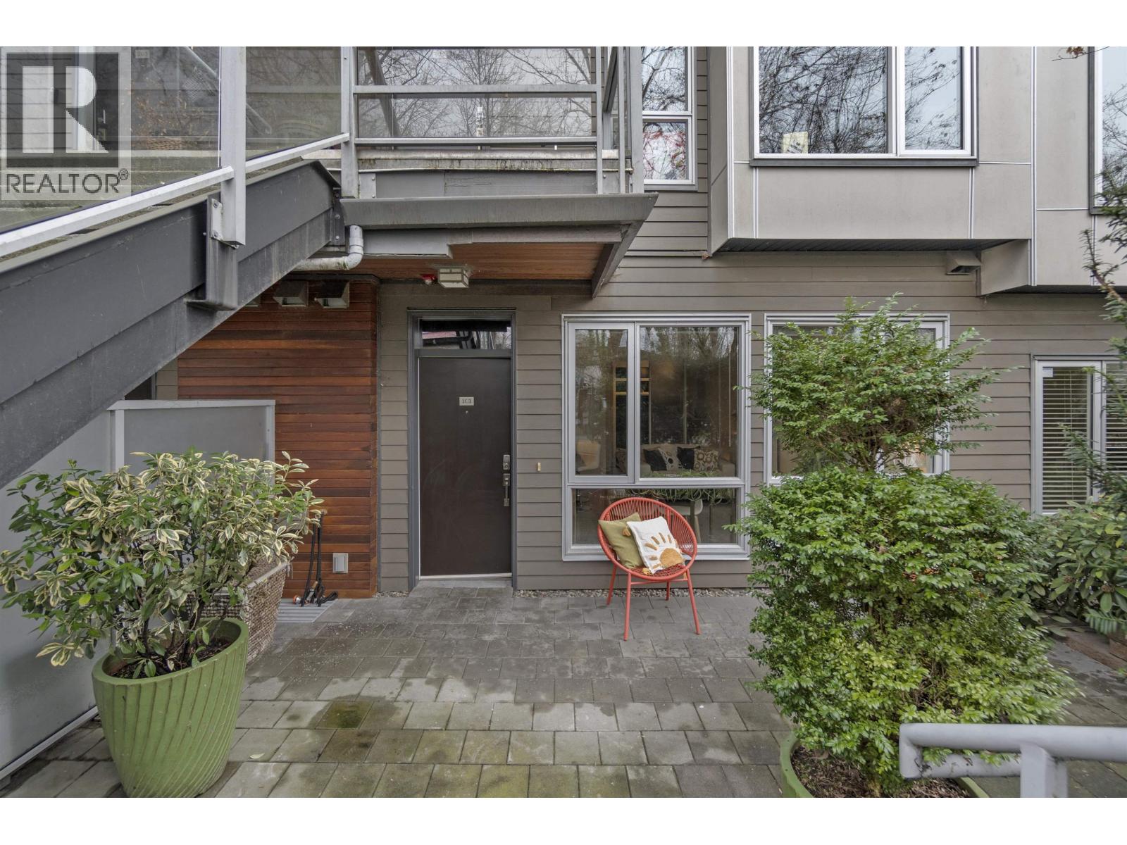 103 735 W 15th Street, North Vancouver, British Columbia  V7M 0B8 - Photo 25 - R3105841