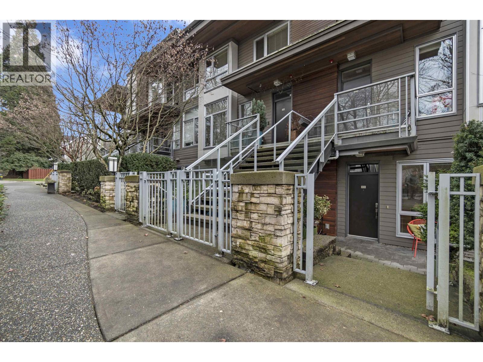103 735 W 15th Street, North Vancouver, British Columbia  V7M 0B8 - Photo 29 - R3105841
