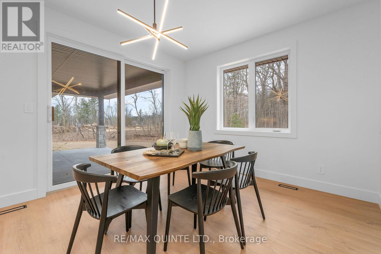 235 Michael's Way, Prince Edward County, Ontario  K0K 1L0 - Photo 14 - X12945932