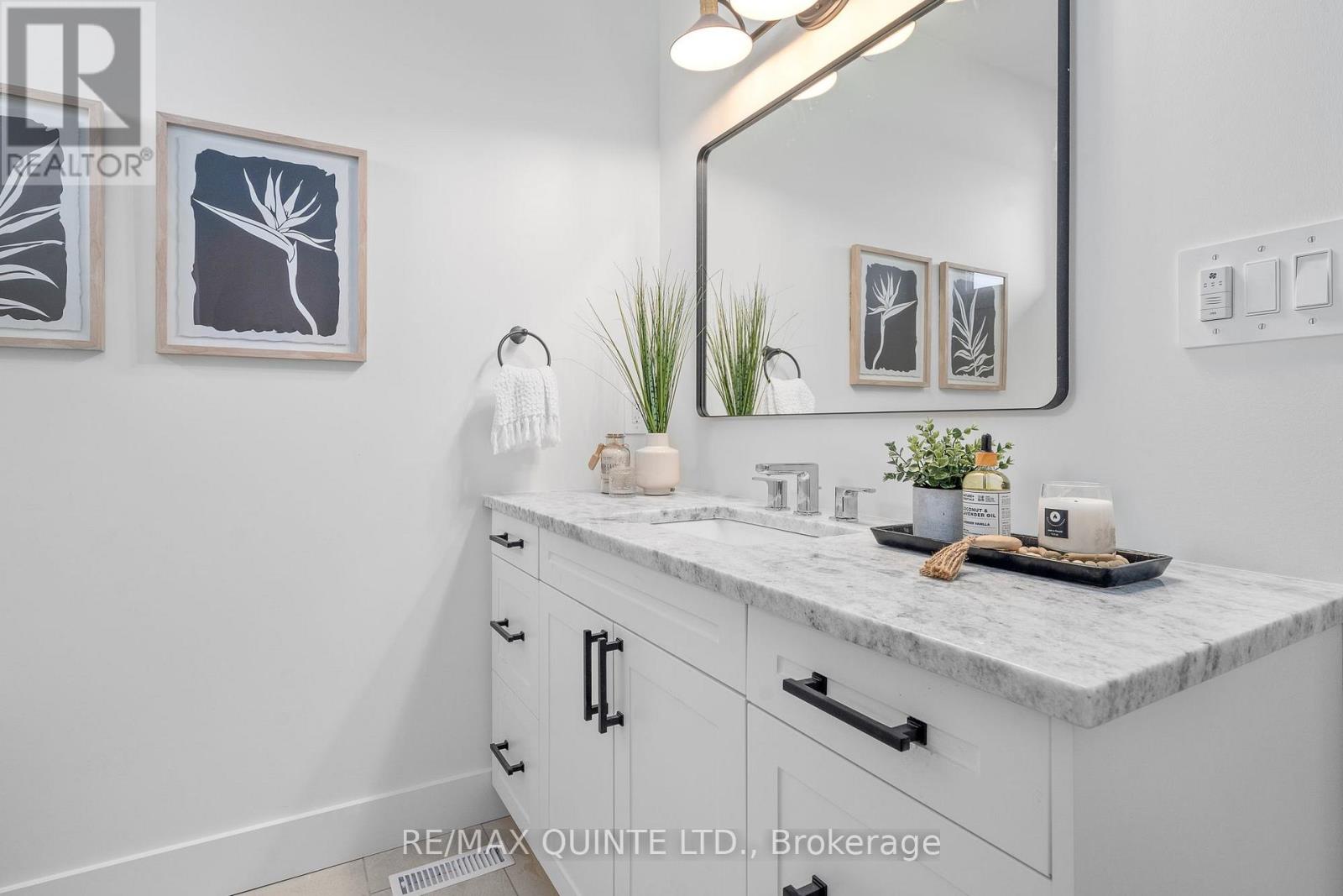 235 Michael's Way, Prince Edward County, Ontario  K0K 1L0 - Photo 20 - X12945932