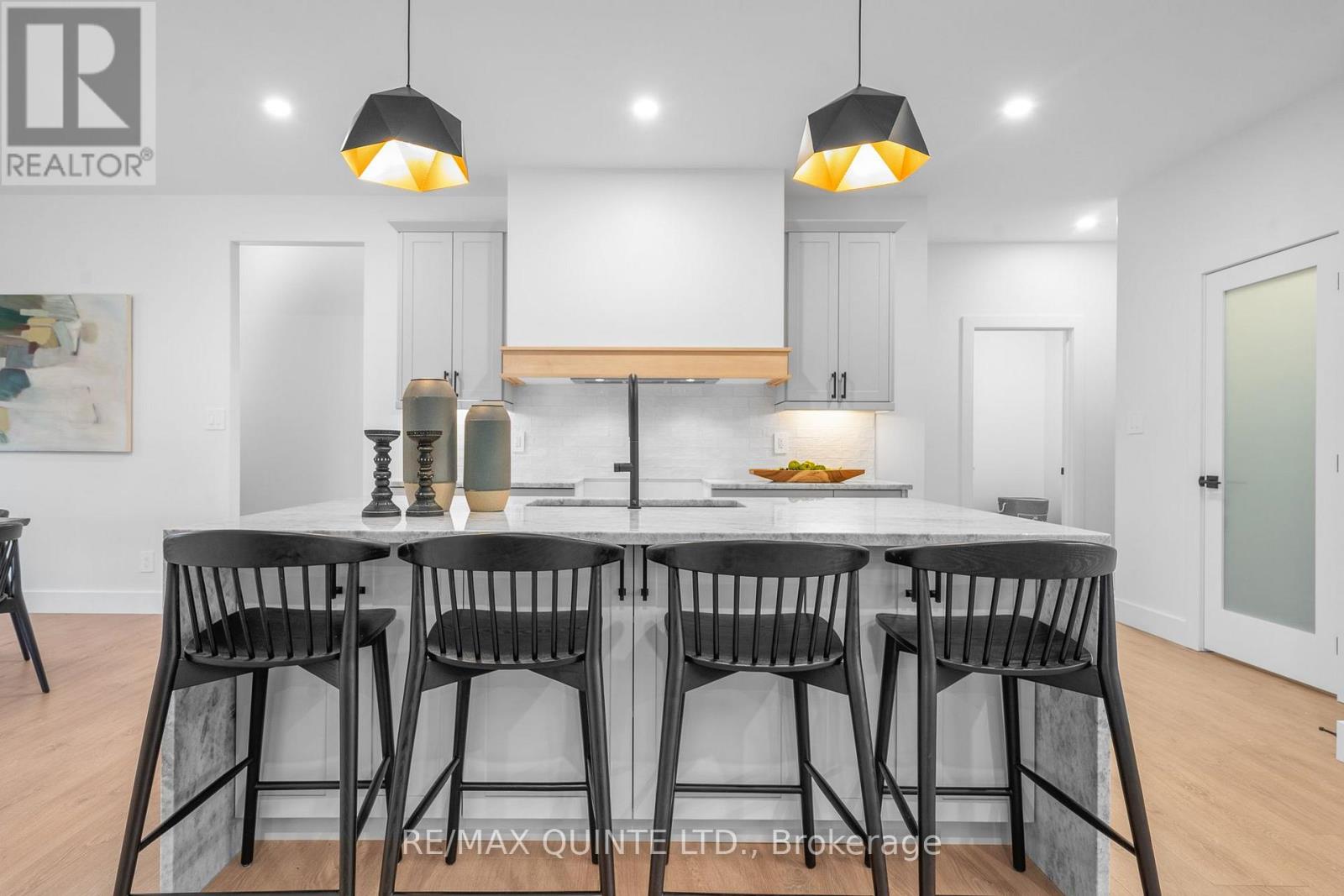 235 Michael's Way, Prince Edward County, Ontario  K0K 1L0 - Photo 9 - X12945932