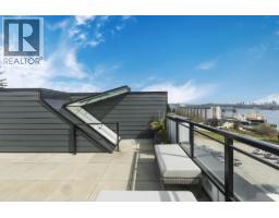 356 555 E 2ND STREET, North Vancouver, British Columbia