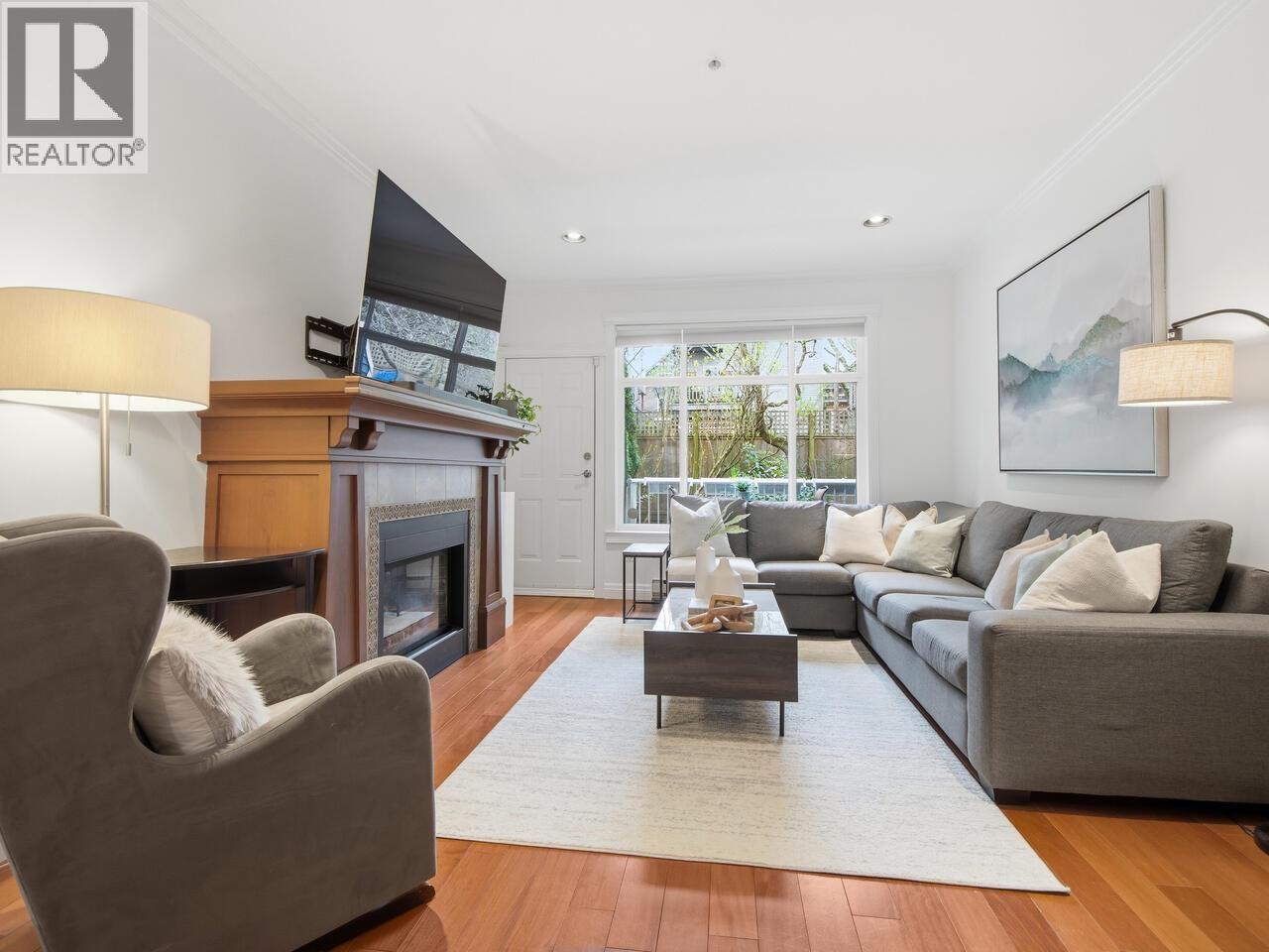 1530 Kitchener Street, Vancouver, British Columbia  V5L 2V9 - Photo 3 - R3105870