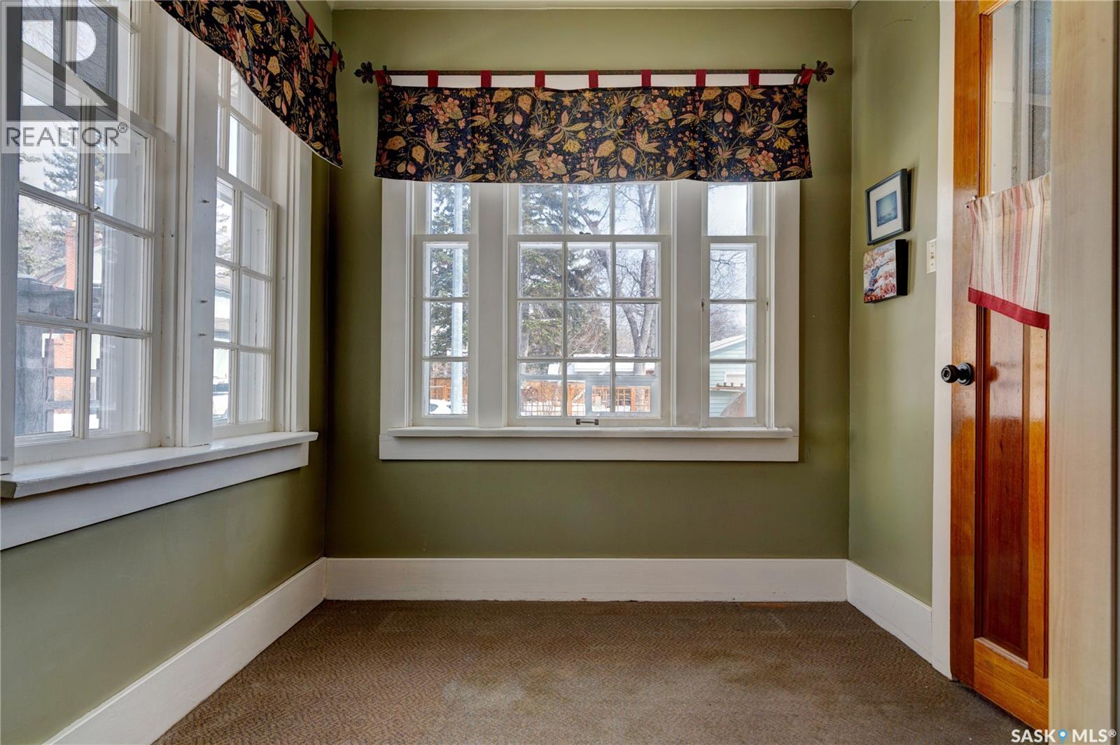 2648 Retallack Street, Regina, Saskatchewan  S4T 2L5 - Photo 5 - SK031646