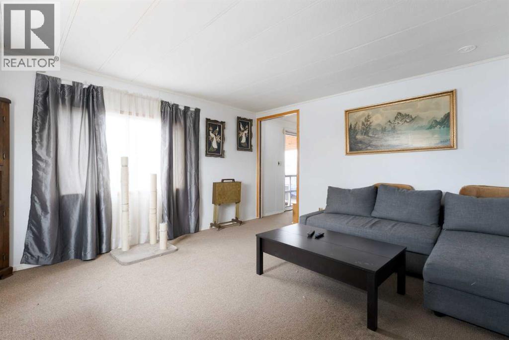 302, 6220 17 Avenue SE, Calgary, Alberta