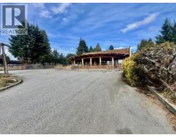 818 GIBSONS WAY, Gibsons, British Columbia