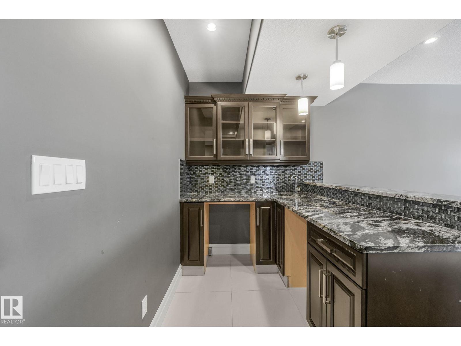 1360 Cunningham Dr Sw, Edmonton, Alberta  T6W 2R6 - Photo 54 - E4480070