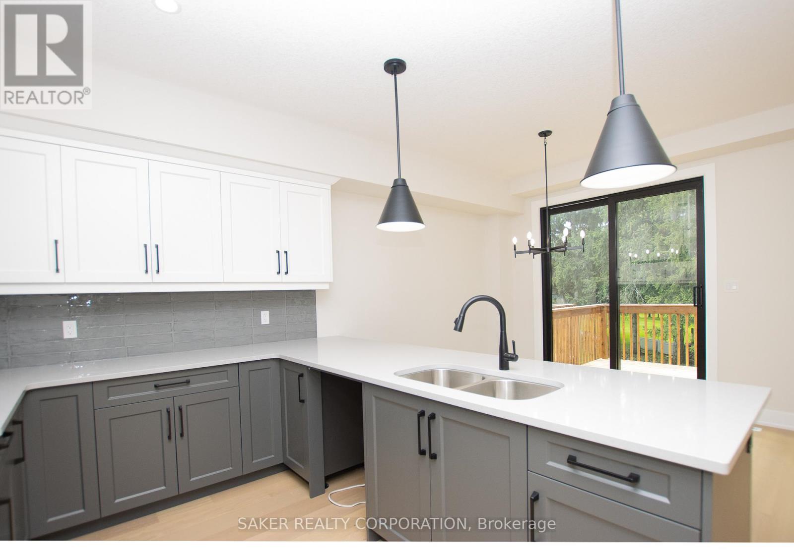 619 Regent Street, Strathroy-Caradoc, Ontario  N0L 1W0 - Photo 14 - X12945872