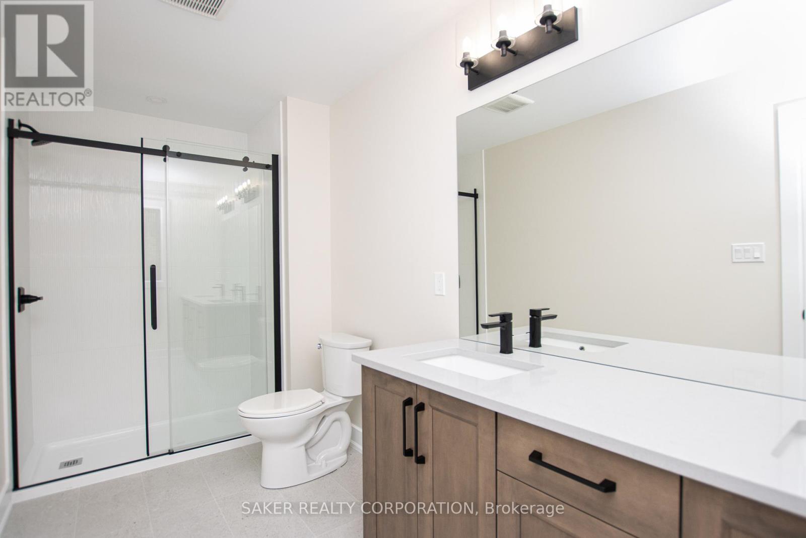 619 Regent Street, Strathroy-Caradoc, Ontario  N0L 1W0 - Photo 28 - X12945872