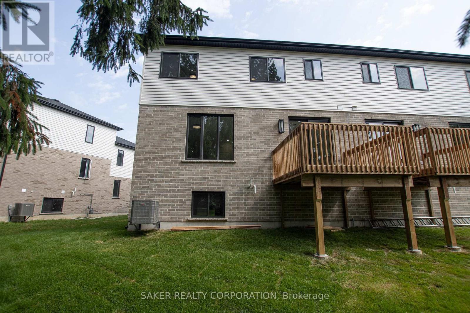 619 Regent Street, Strathroy-Caradoc, Ontario  N0L 1W0 - Photo 29 - X12945872