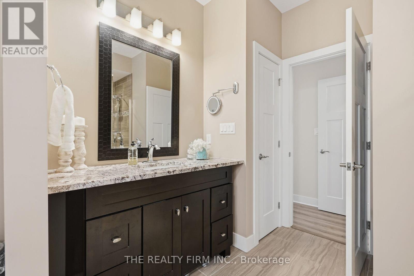 2 Slammer Trail, Thames Centre, Ontario  N0M 2P0 - Photo 22 - X12945892