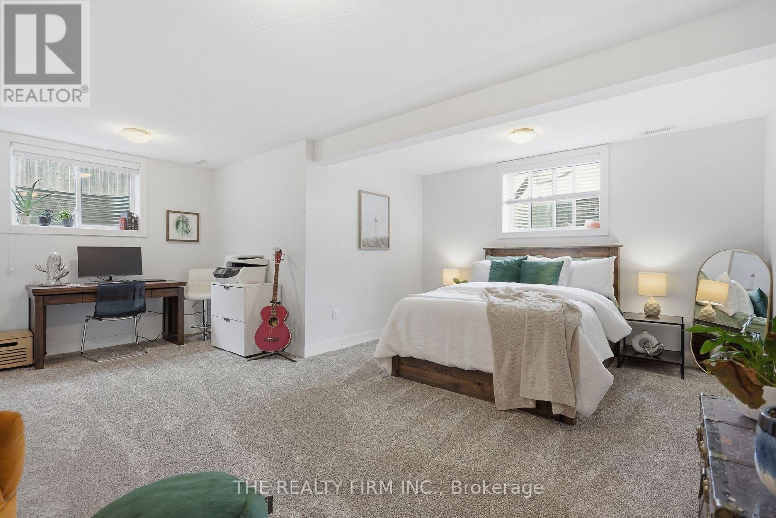 2 Slammer Trail, Thames Centre, Ontario  N0M 2P0 - Photo 33 - X12945892