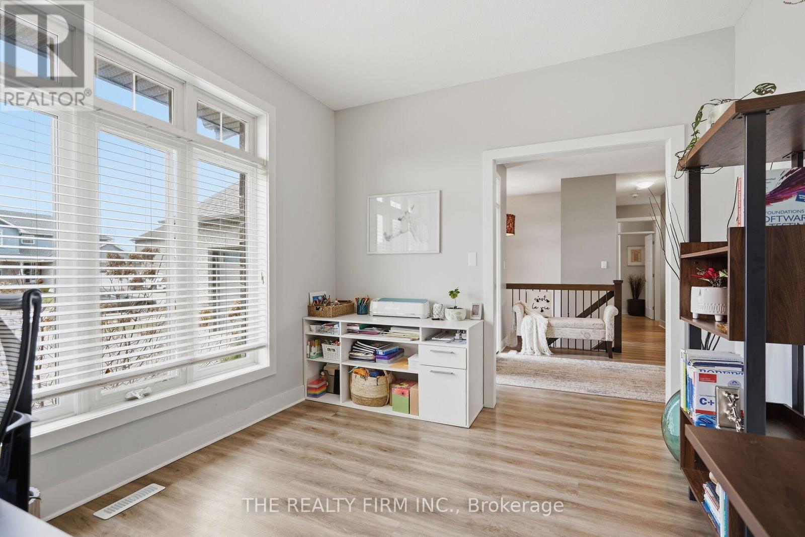 2 Slammer Trail, Thames Centre, Ontario  N0M 2P0 - Photo 7 - X12945892