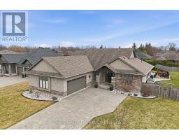 2 SLAMMER TRAIL, Thames Centre, Ontario