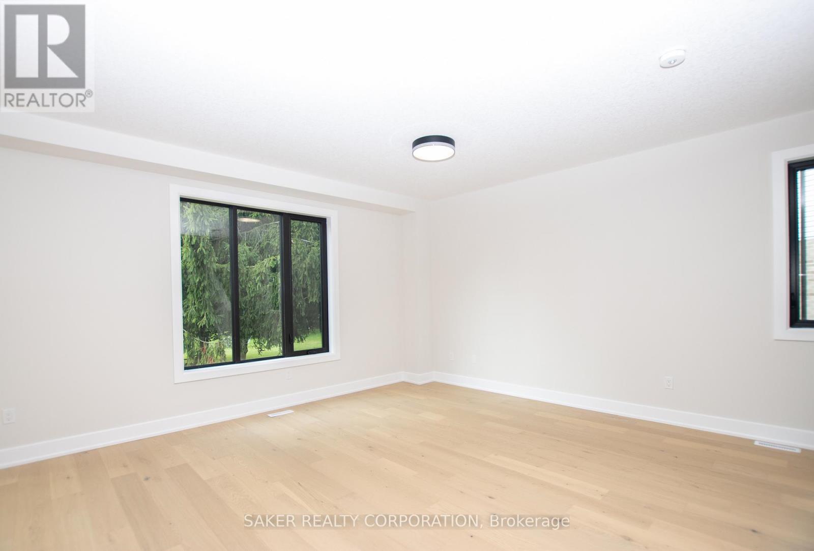 621 Regent Street, Strathroy-Caradoc, Ontario  N0L 1W0 - Photo 7 - X12945908