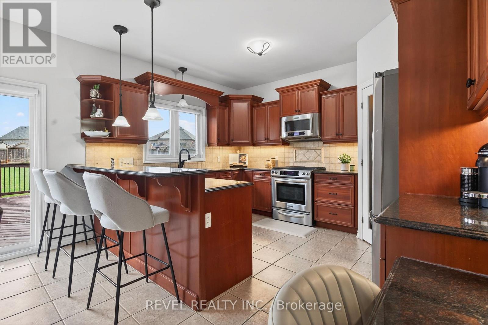 3190 Pincombe Drive, London South, Ontario  N6L 0B4 - Photo 13 - X12945976