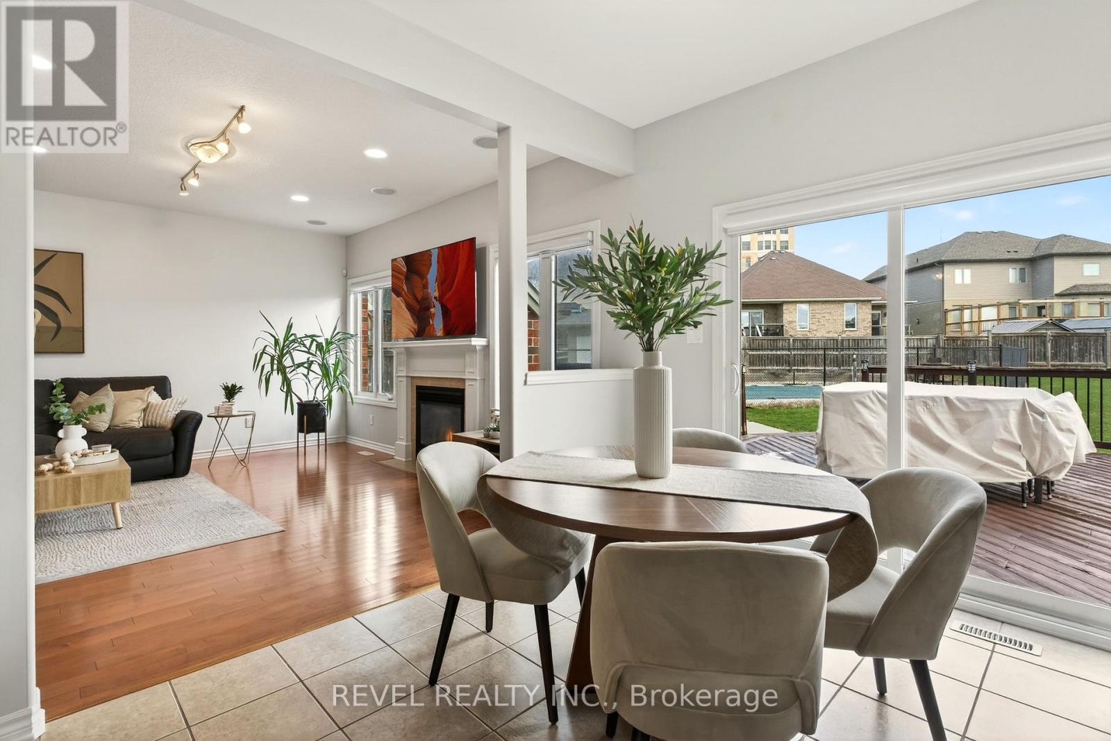 3190 Pincombe Drive, London South, Ontario  N6L 0B4 - Photo 16 - X12945976