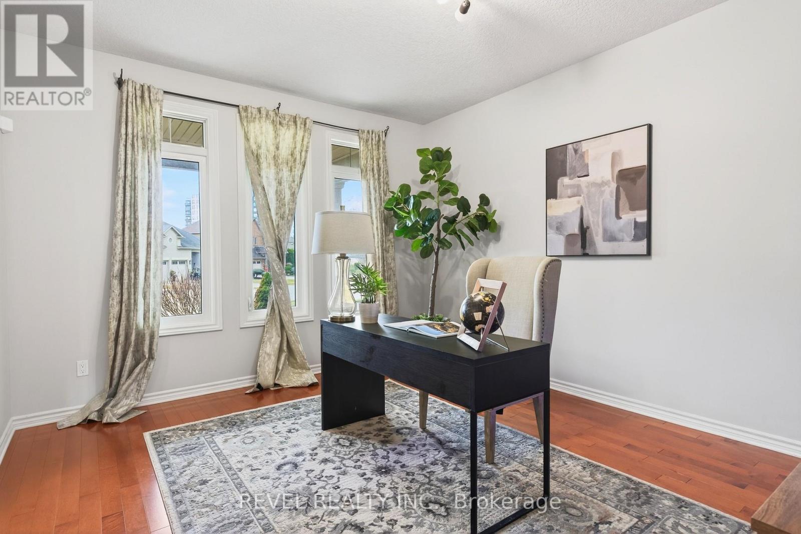 3190 Pincombe Drive, London South, Ontario  N6L 0B4 - Photo 6 - X12945976