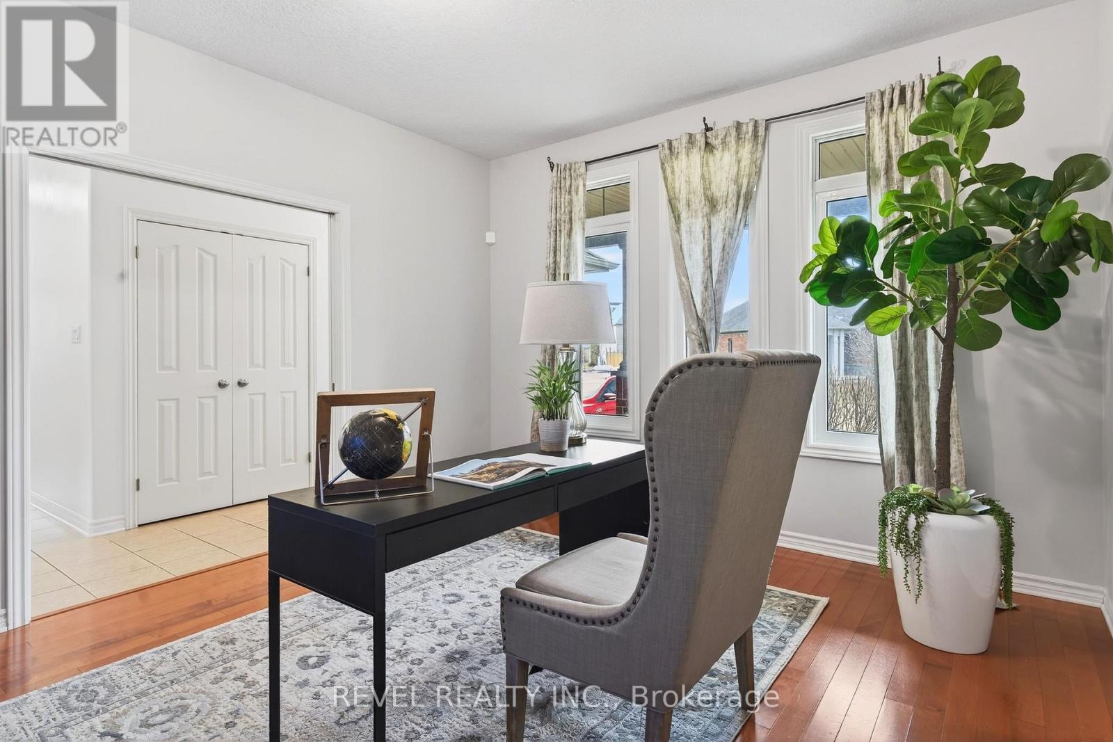 3190 Pincombe Drive, London South, Ontario  N6L 0B4 - Photo 7 - X12945976