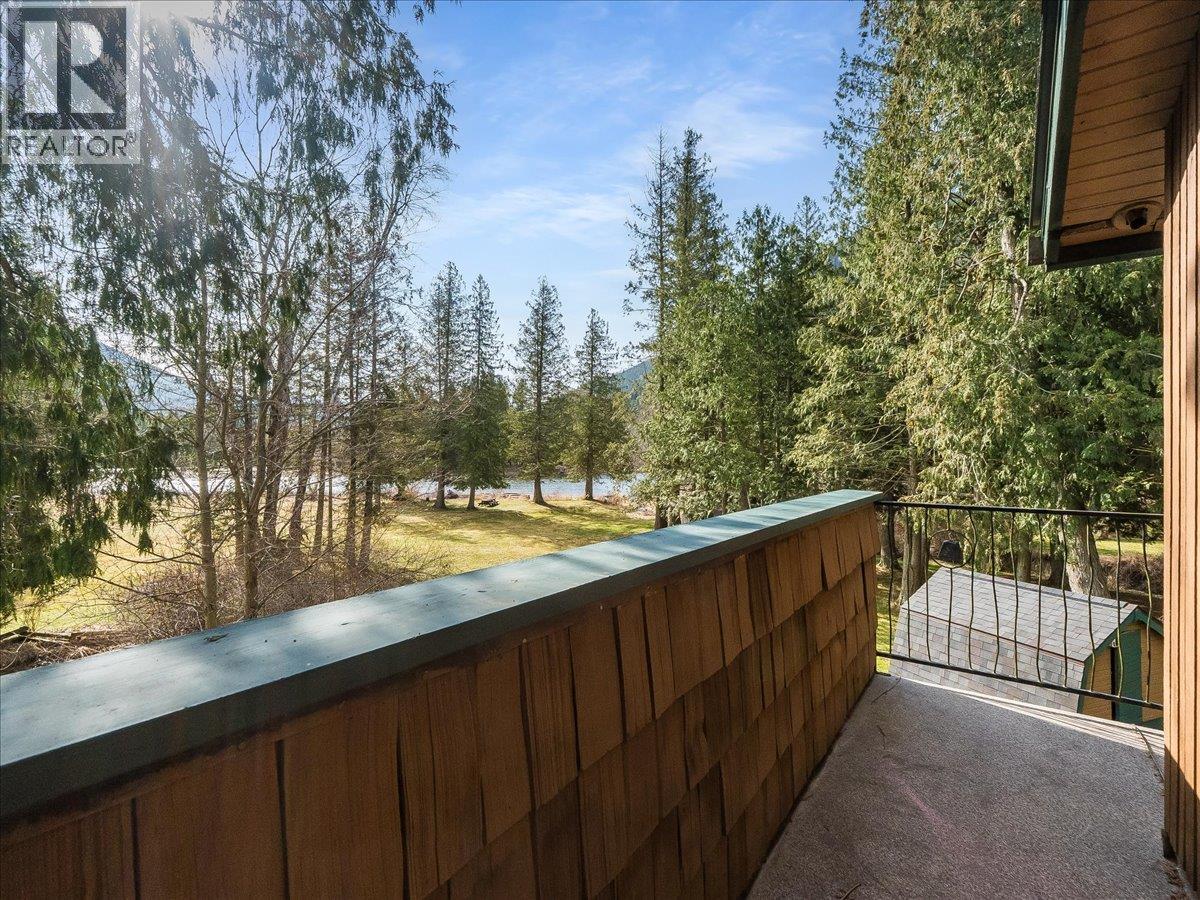 2827 Evin Road, Slocan Park, British Columbia  V0G 2E0 - Photo 71 - 10381350