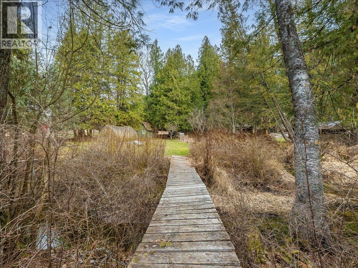 2827 Evin Road, Slocan Park, British Columbia  V0G 2E0 - Photo 81 - 10381350