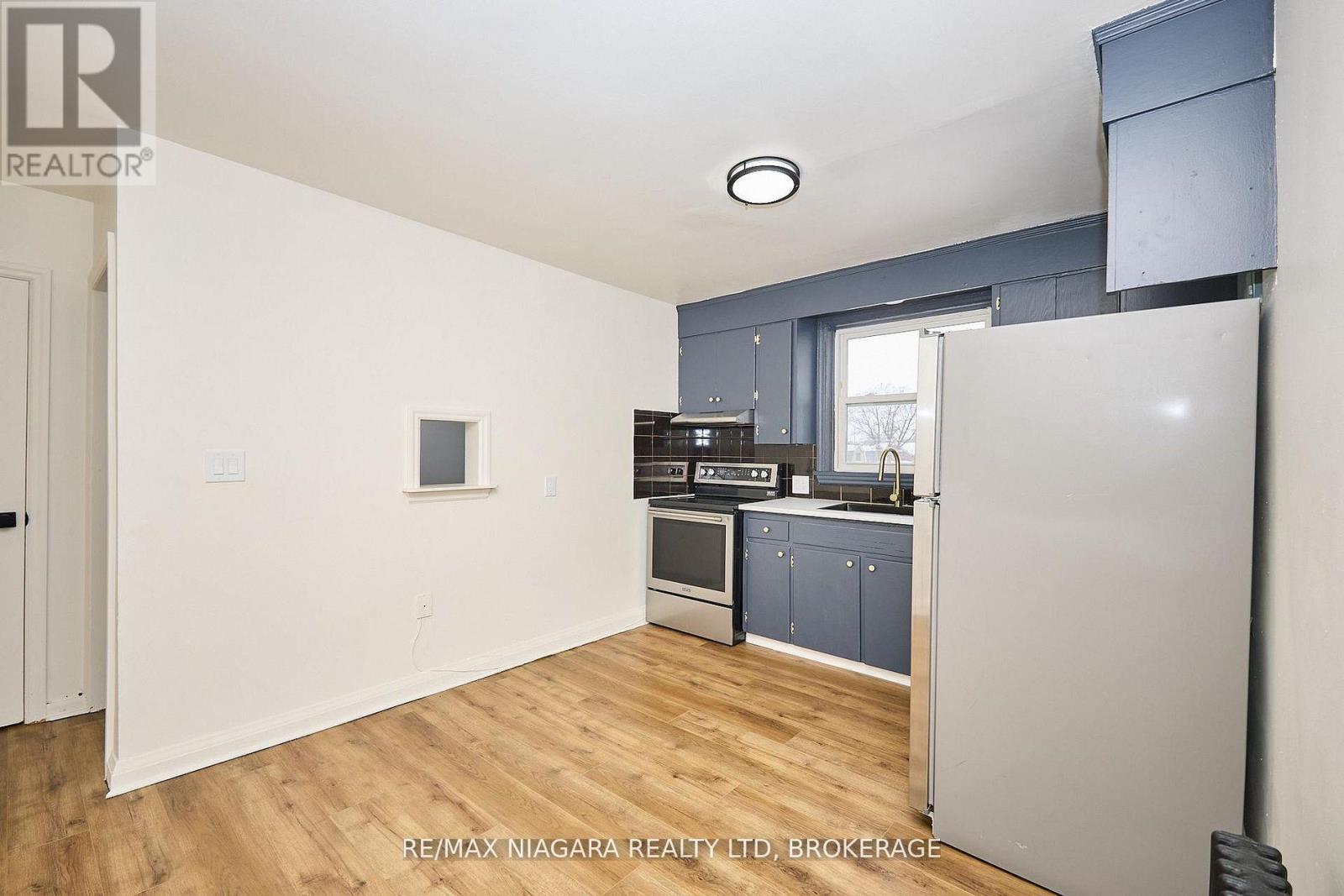 5 - 81 Maple Street, St. Catharines, Ontario  L2R 2B1 - Photo 10 - X12945882