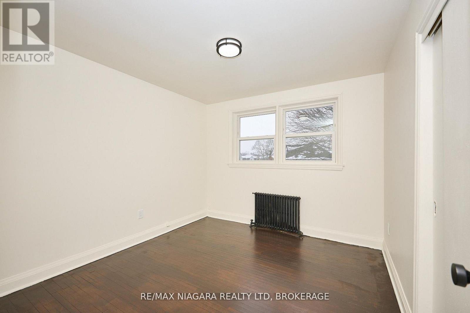 5 - 81 Maple Street, St. Catharines, Ontario  L2R 2B1 - Photo 15 - X12945882