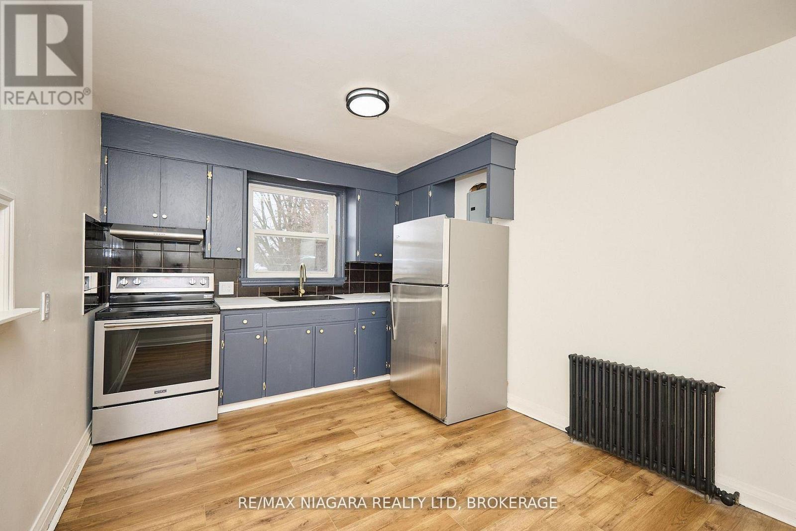 5 - 81 Maple Street, St. Catharines, Ontario  L2R 2B1 - Photo 9 - X12945882