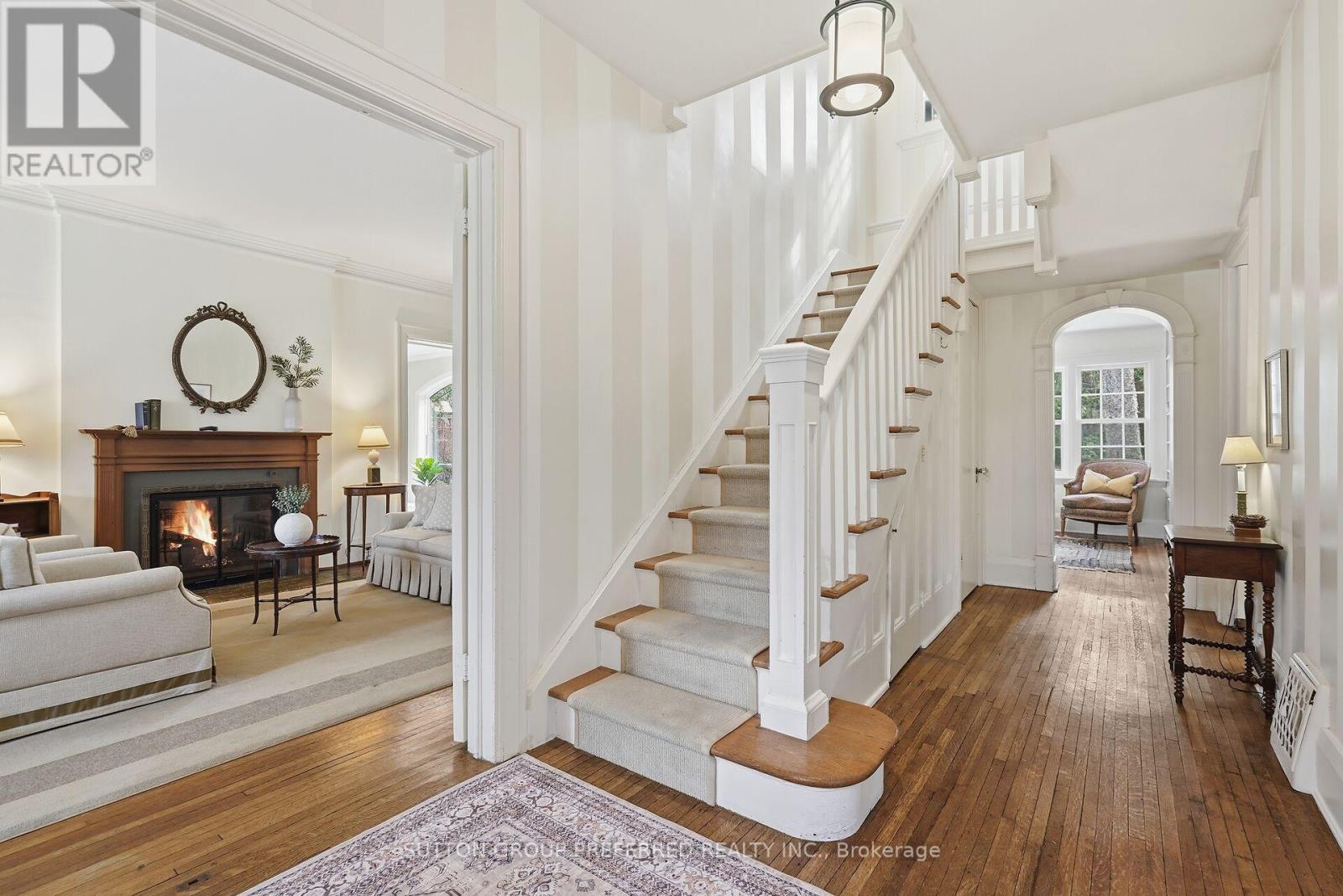 119 Base Line Road E, London South, Ontario  N6C 2N6 - Photo 10 - X12944058