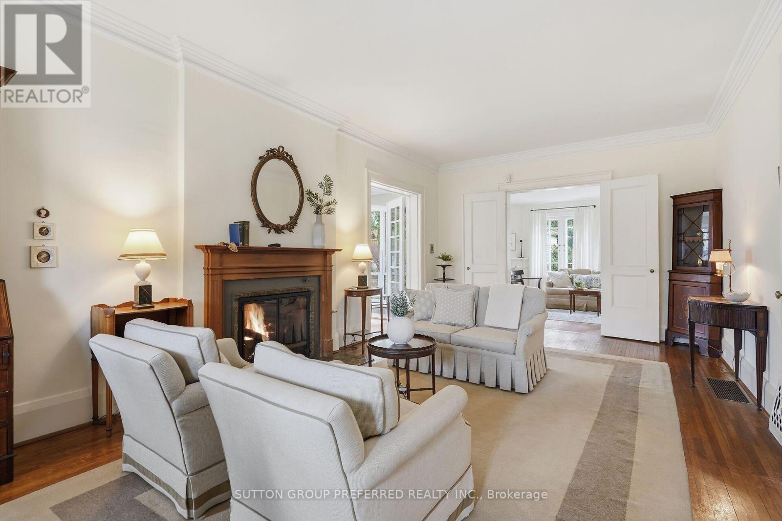 119 Base Line Road E, London South, Ontario  N6C 2N6 - Photo 11 - X12944058