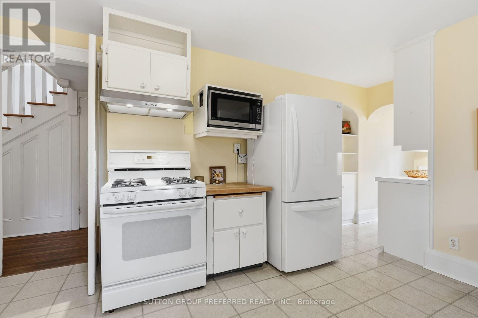 119 Base Line Road E, London South, Ontario  N6C 2N6 - Photo 23 - X12944058