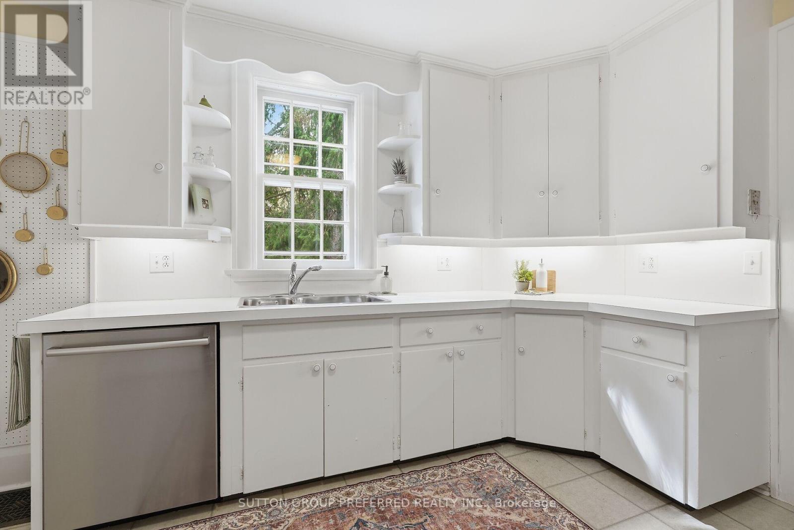 119 Base Line Road E, London South, Ontario  N6C 2N6 - Photo 25 - X12944058