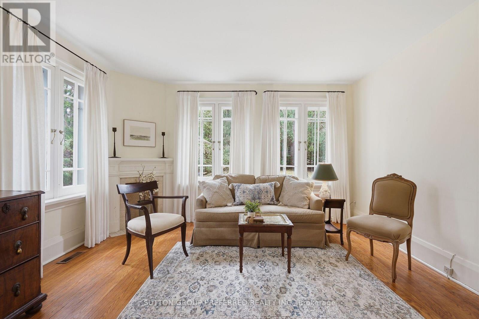 119 Base Line Road E, London South, Ontario  N6C 2N6 - Photo 18 - X12944058