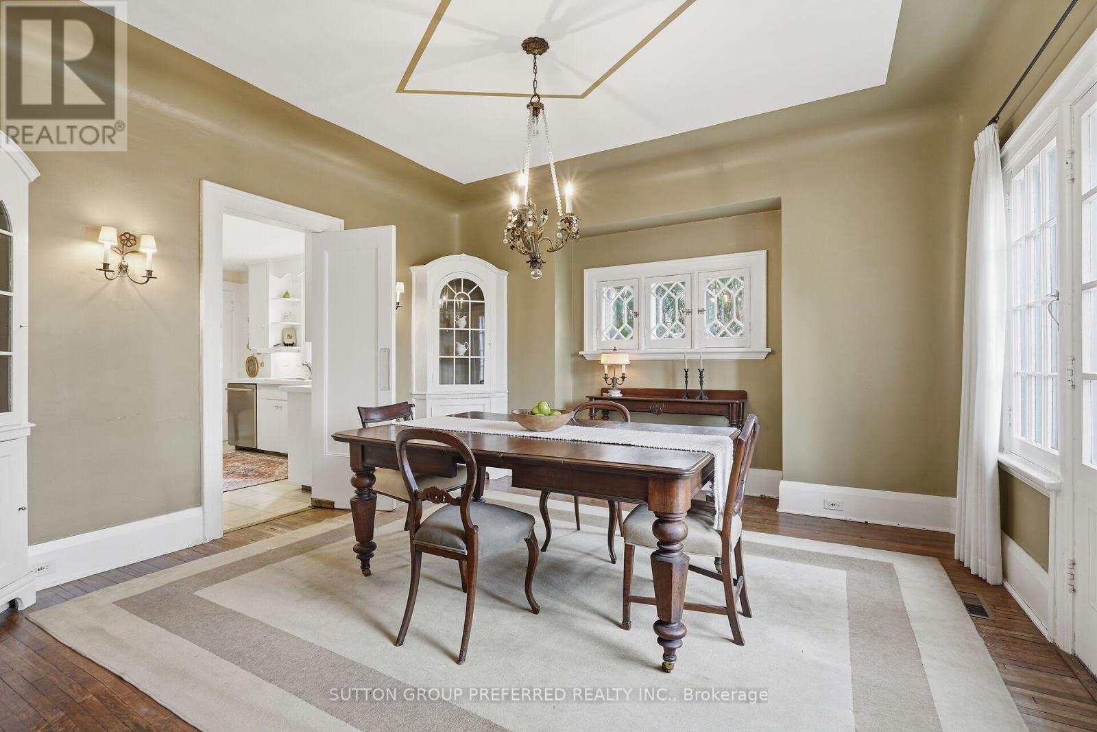 119 Base Line Road E, London South, Ontario  N6C 2N6 - Photo 27 - X12944058