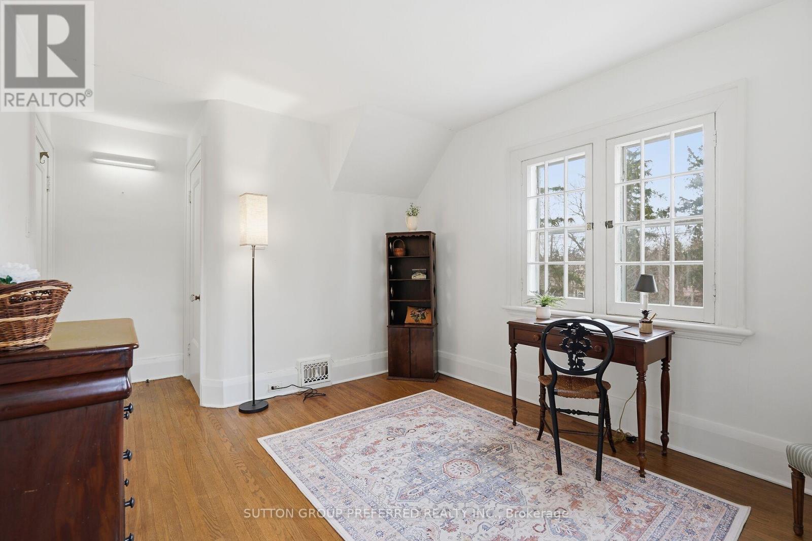 119 Base Line Road E, London South, Ontario  N6C 2N6 - Photo 30 - X12944058