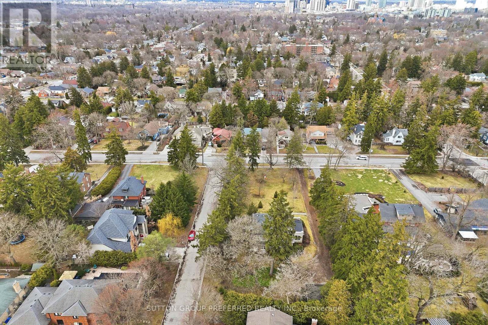 119 Base Line Road E, London South, Ontario  N6C 2N6 - Photo 48 - X12944058