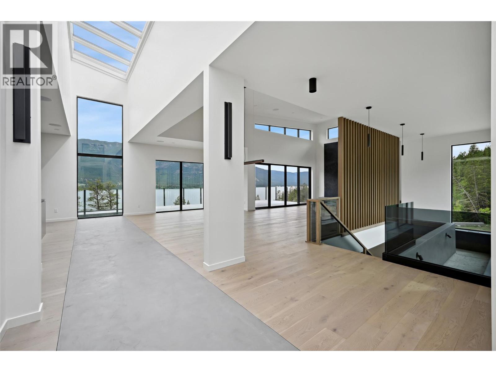 6200 Columbia Lake Road Unit# 4, Columbia Lake, British Columbia  V0B 1L2 - Photo 10 - 10347803