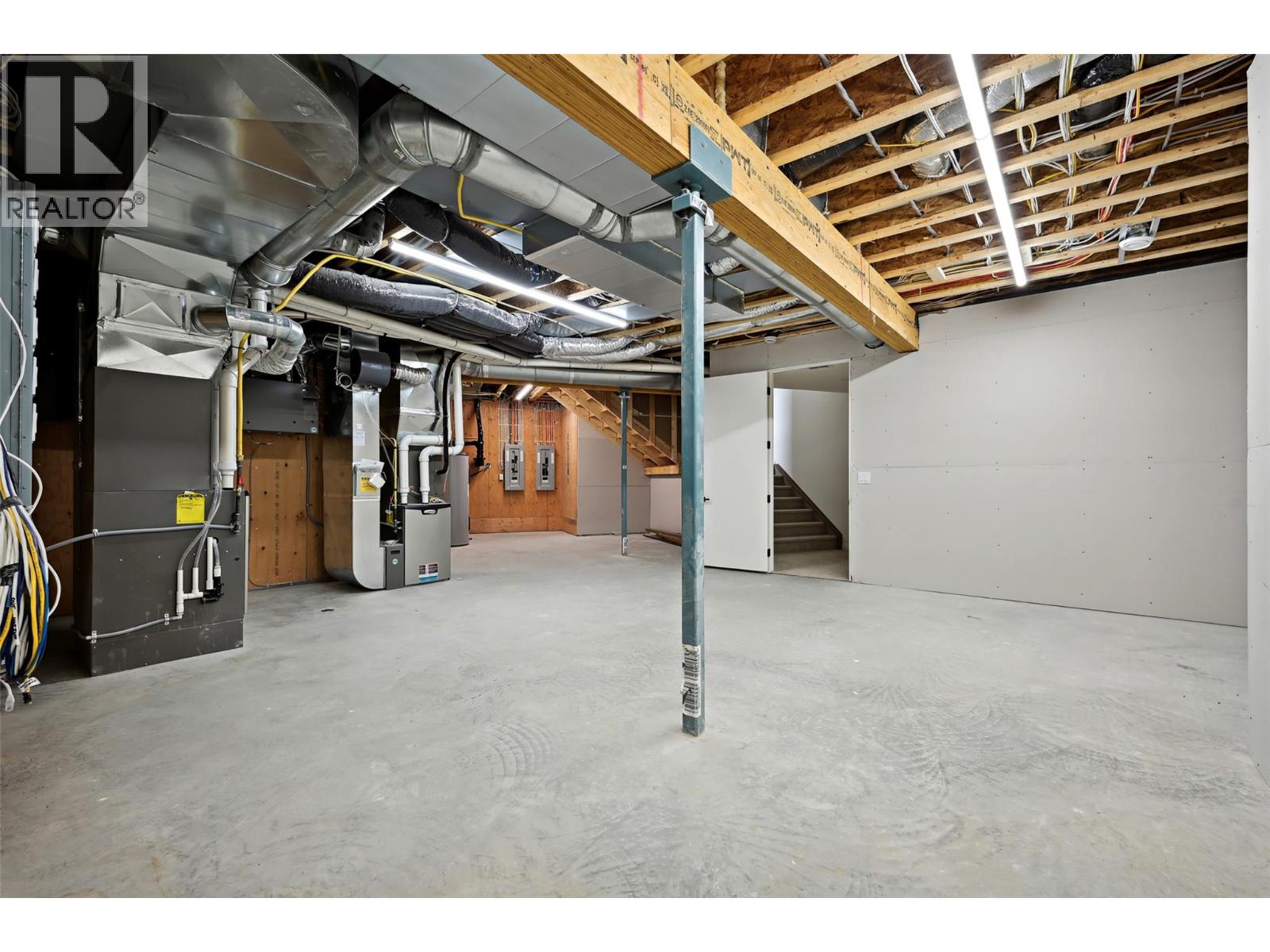 6200 Columbia Lake Road Unit# 4, Columbia Lake, British Columbia  V0B 1L2 - Photo 65 - 10347803