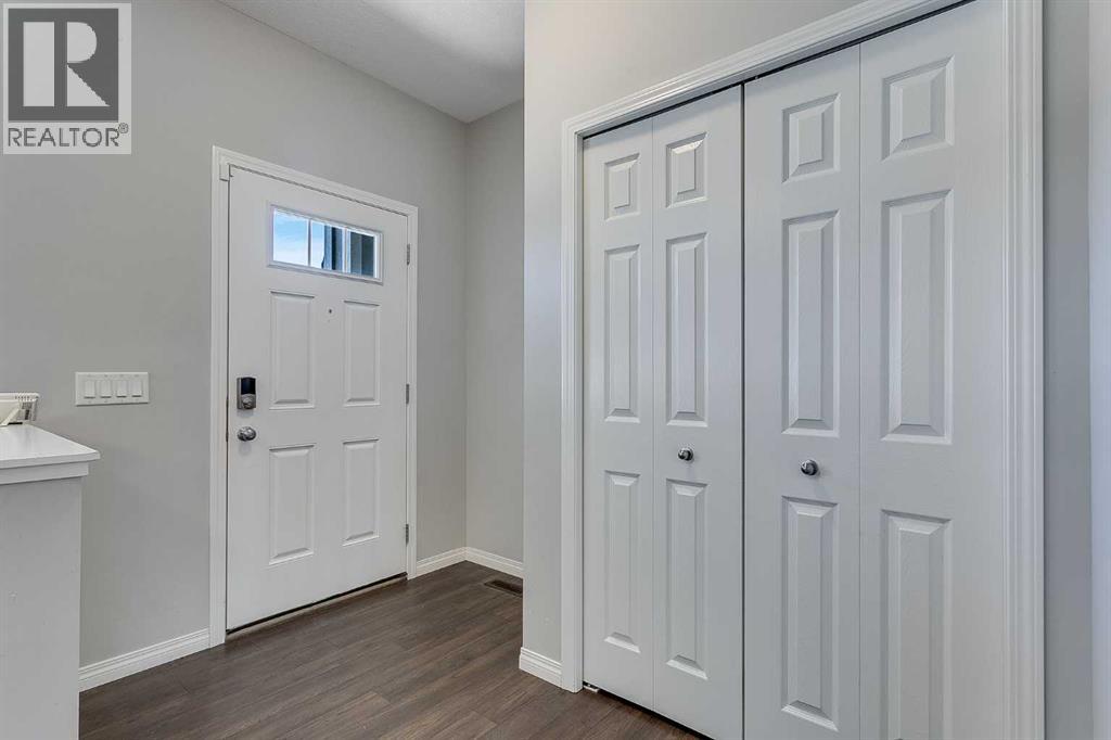 254 Walgrove Terrace SE, Calgary, Alberta  T2X 4E7 - Photo 3 - A2293809