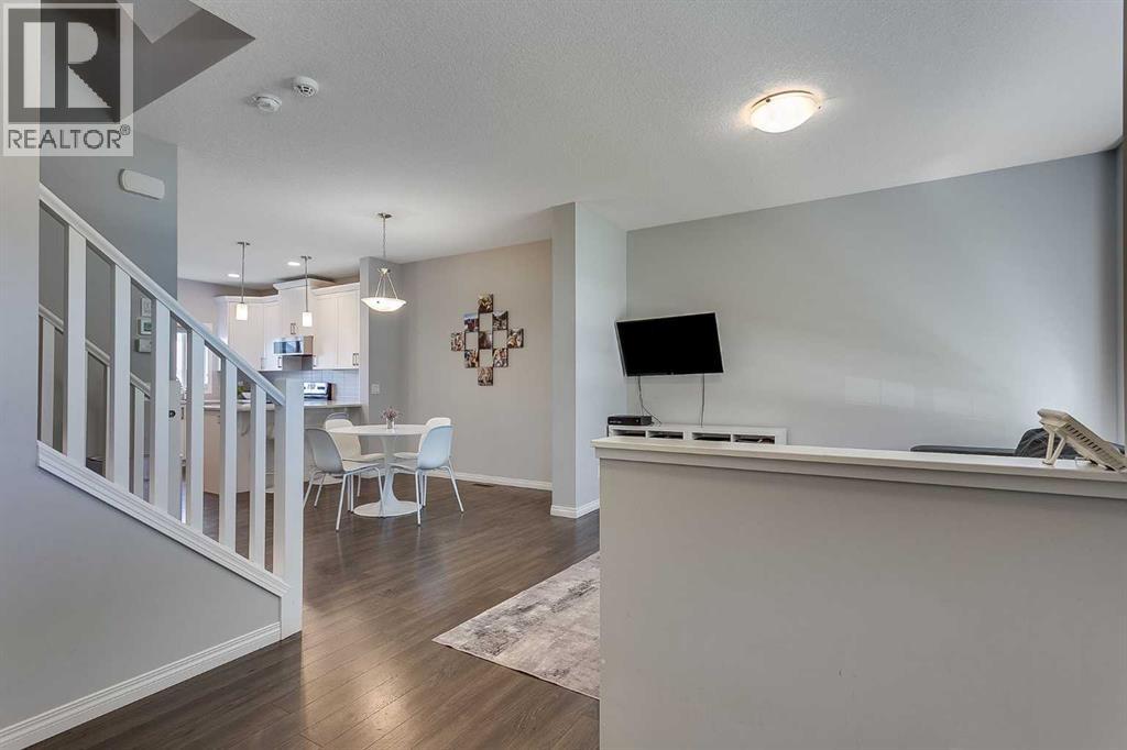 254 Walgrove Terrace SE, Calgary, Alberta  T2X 4E7 - Photo 4 - A2293809