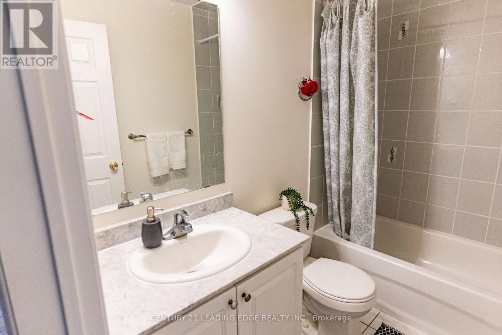 27 Mantz Crescent, Whitby, Ontario  L1R 0L3 - Photo 23 - E12936226