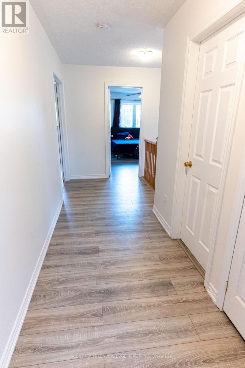 27 Mantz Crescent, Whitby, Ontario  L1R 0L3 - Photo 25 - E12936226