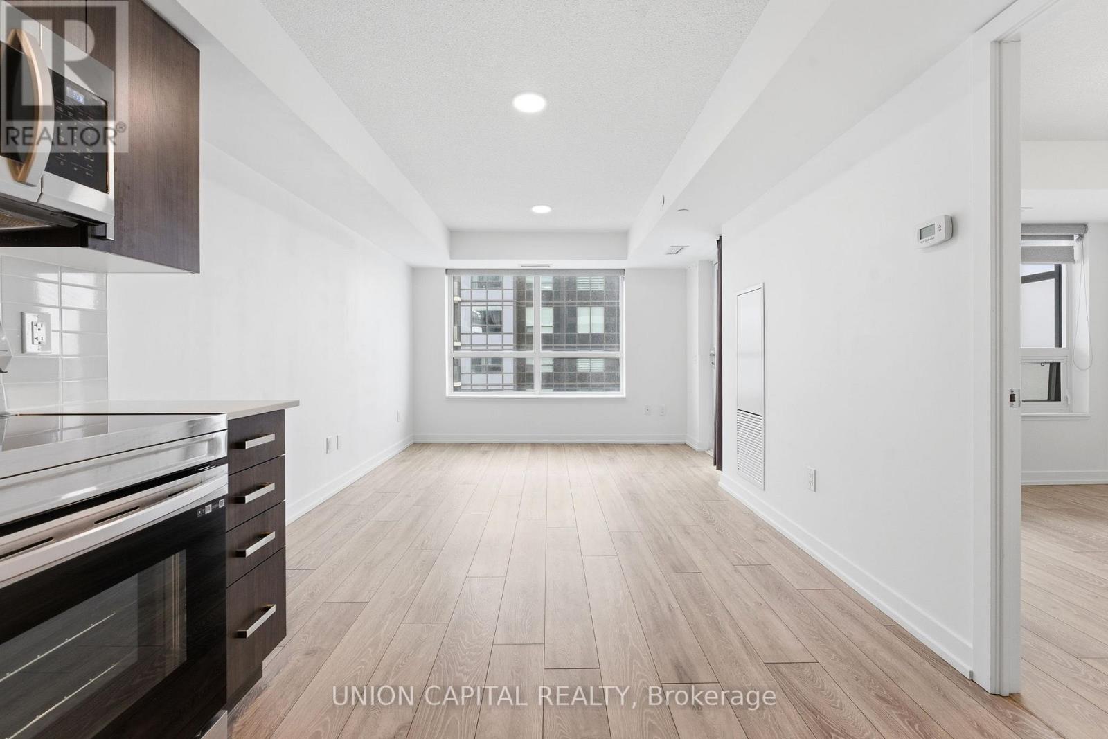 1403 - 1455 Celebration Drive, Pickering, Ontario  L1W 0C3 - Photo 6 - E12939128