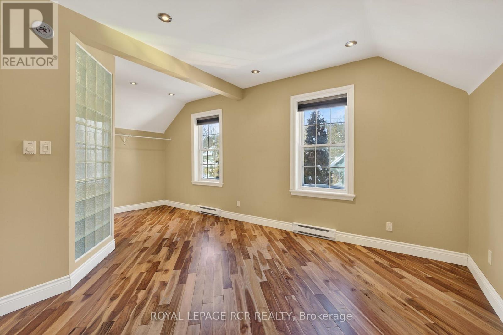 815 Forks Of The Credit Road, Caledon, Ontario  L7K 0E7 - Photo 22 - W12750726